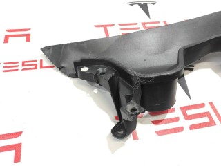 Пластик лобового стекла, ориг. номер 1036245-00-D, Tesla Model X 2015-2021