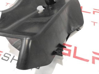 Панель для отдыха ноги водителя, ориг. номер 1035872-00-E, Tesla Model X 2015-2021