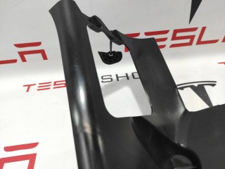 Панель для отдыха ноги водителя, ориг. номер 1035872-00-E, Tesla Model X 2015-2021