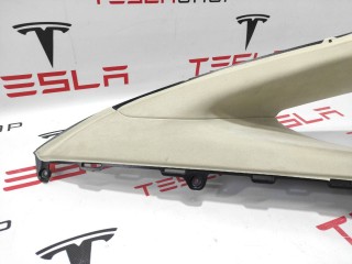 Накладка стойки С, ориг. номер 1035957-07-E, Tesla Model X 2015-2021