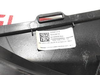 Накладка стойки С, ориг. номер 1035957-07-E, Tesla Model X 2015-2021