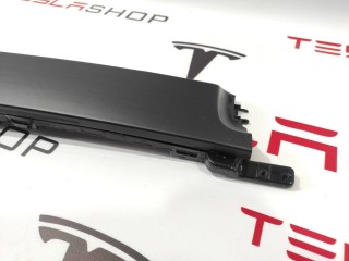 Накладка дверного проема, ориг. номер 1060094-98-D, 1058414-00-, 1062550-00-, Tesla Model X 2015-2021