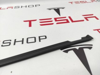 Уплотнитель подъемной задней двери, ориг. номер 1069010-00-C, 1069010-00-B, Tesla Model X 2015-2021