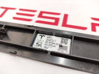 Накладка порога переднего двери, ориг. номер 1035987-00-G, 1055526-00-F, Tesla Model X 2015-2021