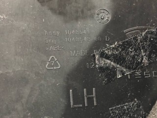 Накладка боковая торпеды, ориг. номер 1043541-00-D, Tesla Model X 2015-2021