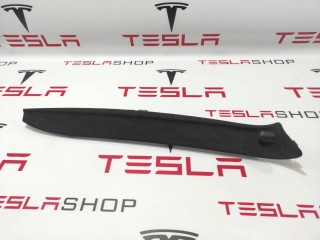 Накладка декоративная стойки A (магнит), ориг. номер 1050294-06-H, Tesla Model X 2015-2021