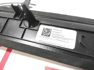 Накладка декоративная стойки A (магнит), ориг. номер 1050294-06-H, Tesla Model X 2015-2021
