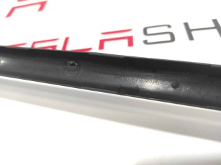 Короб проводки камеры TRIPLE, ориг. номер 1079608-00-A, Tesla Model X 2015-2021