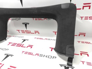 Накладка стекла, подъемной задней двери, ориг. номер 1051554-06-J, Tesla Model X 2015-2021