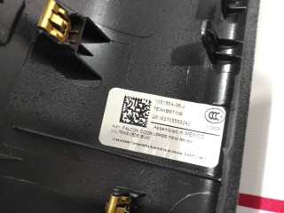 Накладка стекла, подъемной задней двери, ориг. номер 1051554-06-J, Tesla Model X 2015-2021