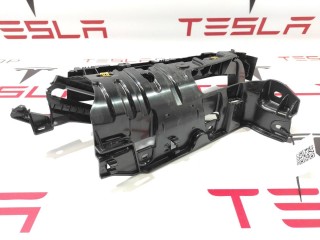 прочая запчасть, ориг. номер 1051549-00-H, 1055050-00-K, 1055059-00-D, Tesla Model X  [рестайлинг] 2021-2026