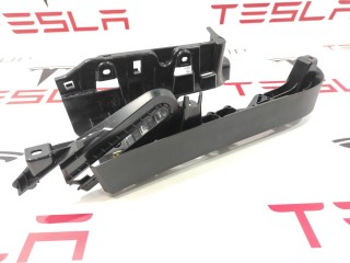 прочая запчасть, ориг. номер 1051549-00-H, 1055050-00-K, 1055059-00-D, Tesla Model X  [рестайлинг] 2021-2026