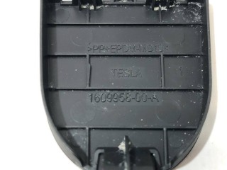 Заглушка обшивки (карты) двери, ориг. номер 1609958-00-A, Tesla Model X рест 2021-2026