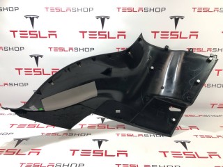 Накладка стойки С, ориг. номер 1073299-00-C, 1089154-00-E, 1637268-00-B, Tesla Model X рест 2021-2026