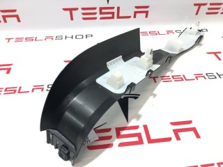 Накладка стойки А, ориг. номер 1496514-00-A, 1035963-00-C, Tesla Model X 2015-2021