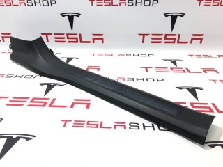 Накладка дверного порога, ориг. номер 1035985-00-G, 1496499-00-A, Tesla Model X 2015-2021