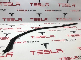 Уплотнитель проема дверного, ориг. номер 1032147-00-C, Tesla Model X 2015-2021