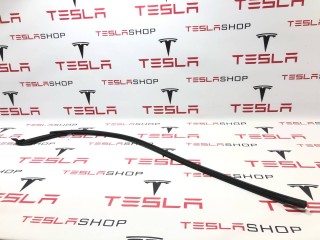 Уплотнитель проема дверного, ориг. номер 1032147-00-C, Tesla Model X 2015-2021