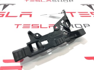 прочая запчасть, ориг. номер 1056081-00-E, 1053724-00-A, Tesla Model X  [рестайлинг] 2021-2026