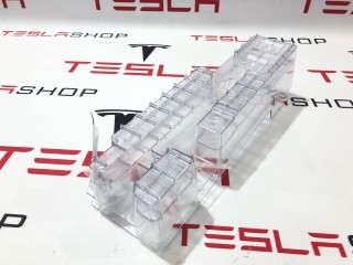 Кронштейн напольный 2-го ряда сидений, ориг. номер 1091313-00-C, Tesla Model X 2015-2021