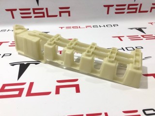 Кронштейн внешний сидений 2-го ряда, ориг. номер 1089759-00-B, Tesla Model X 2015-2021