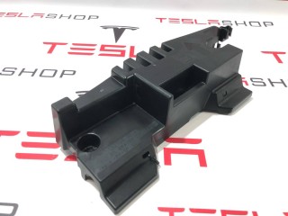 Кронштейн напольный 2-го ряда сидений, ориг. номер 1132786-00-A, Tesla Model X 2015-2021