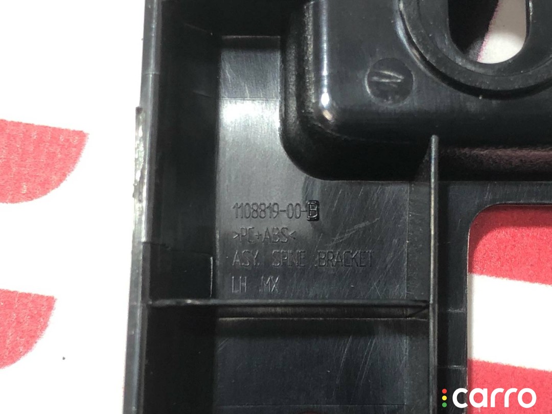 1108819-00-B Кронштейн крепления накладки верхней дверного проема сокола Tesla Model X 2019г. - фото №4