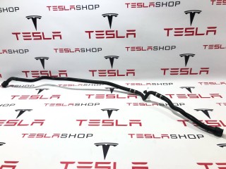 Трубопровод охлаждения мотора заднего правый, ориг. номер 1130668-00-B, Tesla Model X 2015-2021