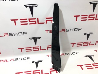 Накладка стойки B, наружная, ориг. номер 1069104-00-D, 161425000E, 161973590E, Tesla Model X рест 2021-2026