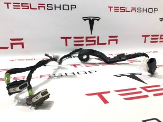 прочая запчасть, ориг. номер 1064336-00-B, 1063406-00-F, Tesla Model X  [рестайлинг] 2021-2026