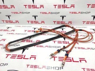 Сплиттер, ориг. номер 1500222-00-B, 1095000-99-F, Tesla Model X 2015-2021