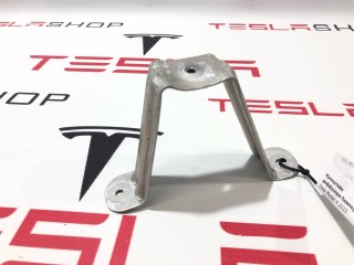Кронштейн диффузора бампера заднего, ориг. номер 1049739-00-G, Tesla Model X 2015-2021