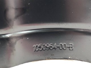 Пластина пружины подъемной задней двери, ориг. номер 1050964-00-B, Tesla Model X 2015-2021