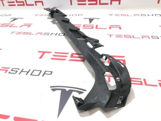 Направляющая панели багажного отделения, ориг. номер 1080709-00-C, Tesla Model X рест 2021-2026