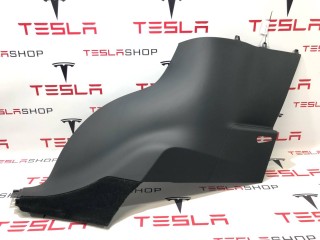 Накладка стойки С, ориг. номер 1073302-00-C, 1089156-00-E, 1637269-00-B, Tesla Model X рест 2021-2026