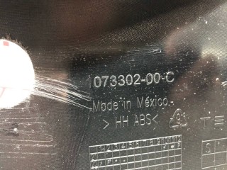 Накладка стойки С, ориг. номер 1073302-00-C, 1089156-00-E, 1637269-00-B, Tesla Model X рест 2021-2026
