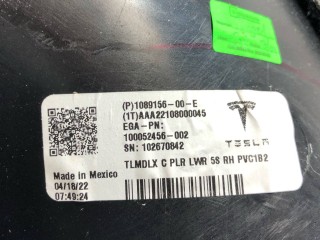 Накладка стойки С, ориг. номер 1073302-00-C, 1089156-00-E, 1637269-00-B, Tesla Model X рест 2021-2026