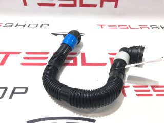Шланги охлаждающей жидкости, ориг. номер 1585716-00-C, Tesla Model X рест 2021-2026