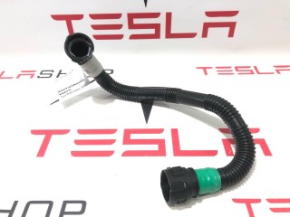 Шланги охлаждающей жидкости, ориг. номер 1585709-00-D, Tesla Model X рест 2021-2026