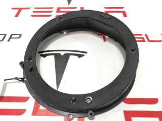 Подиум динамика, ориг. номер 1490040-00-B, 1623388-00-B, Tesla Model X рест 2021-2026