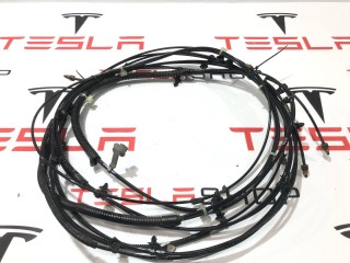Пневмопровод, ориг. номер 1420937-00-B, Tesla Model X рест 2021-2026