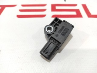 прочая запчасть, ориг. номер 2047490013, 2047491007, 2047491014, Rivian R1T 2021-2024