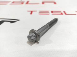 Болт кронштейна электромотора, ориг. номер 1111864-00-B, Tesla Model X рест 2021-2026