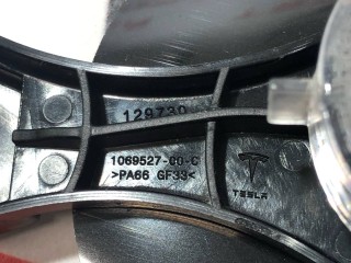 прочая запчасть, ориг. номер 1063709-00-D, 1069527-00-C, Tesla Model X  [рестайлинг] 2021-2026