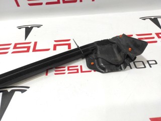 Уплотнитель стекла внутренний двери, ориг. номер 1090495-00-E, Tesla Model 3 2017-2021
