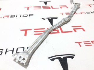 Кронштейн каркаса центральной панели, ориг. номер 1621402-00-C, Tesla Model X рест 2021-2026