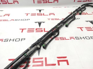 Шланги охлаждающей жидкости, ориг. номер 1002047-00-C, Tesla Model S 2012-2016