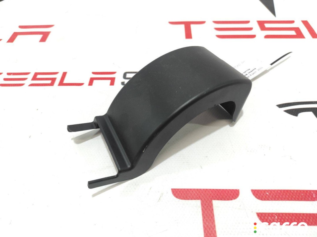 Накладка петли подъемной задней двери Tesla Model X рест 2021-2026, 1047075-00-G, фото 1