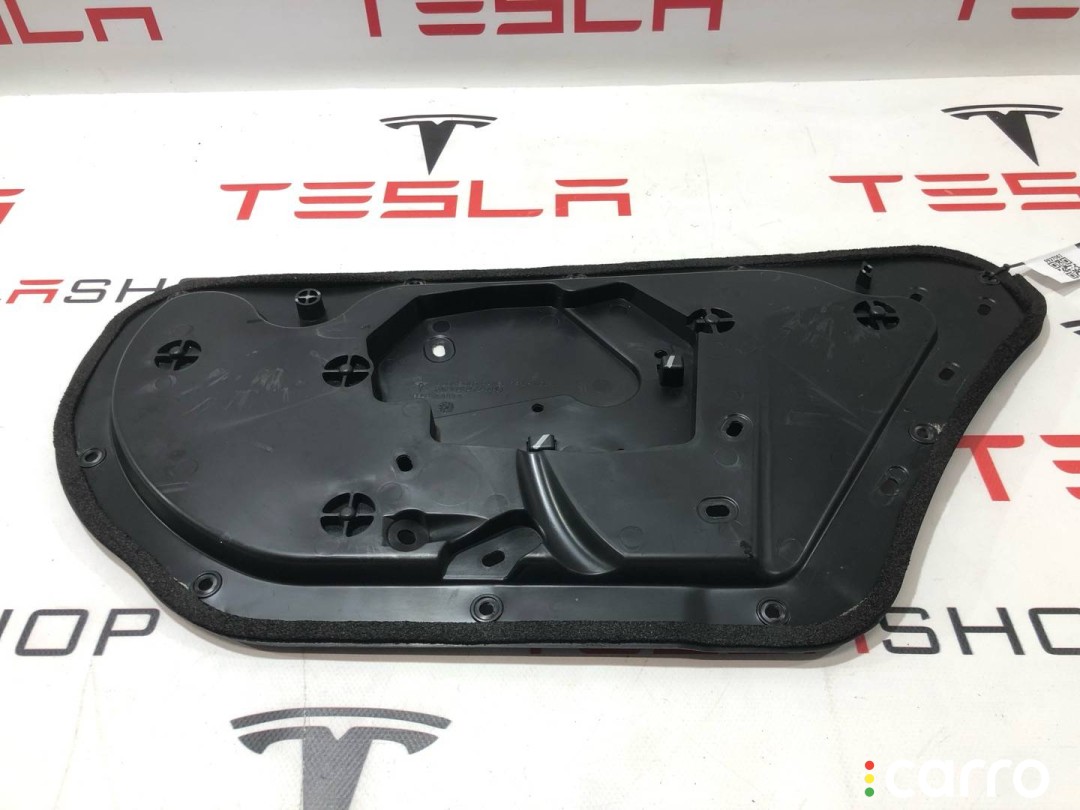 1046472-00-E Панель двери внутренняя задней левой Tesla Model X рест 2022г. - фото №1
