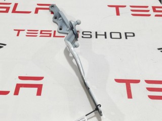 Петля амортизаторов подъемной задней двери, ориг. номер 1035434-00-L, Tesla Model X рест 2021-2026